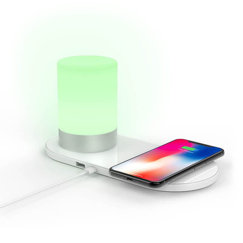RGB Lamp s Wireless Charging Station (pro iPhone nebo Android telefon)